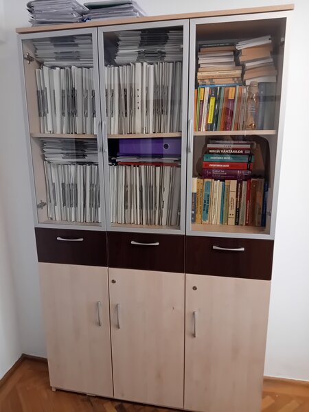 Mobilier complet pentru birou,